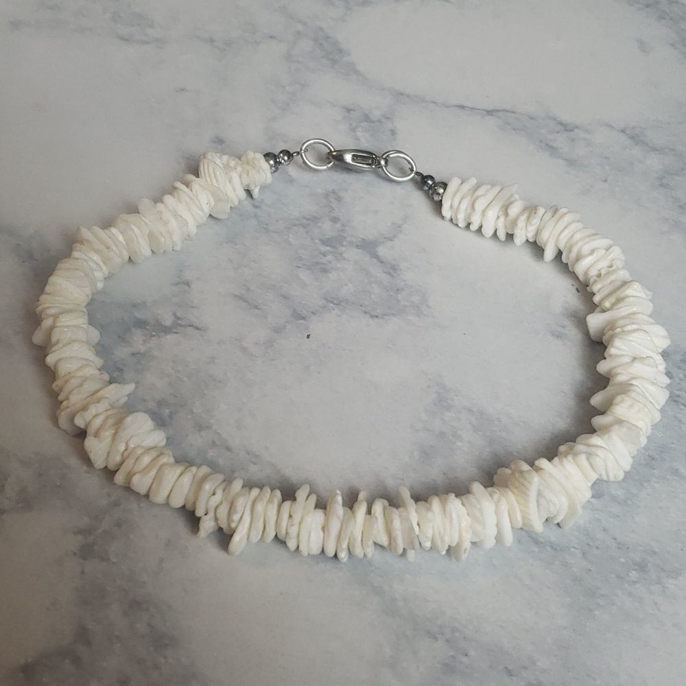 Beach Puka Shelf Bracelet 